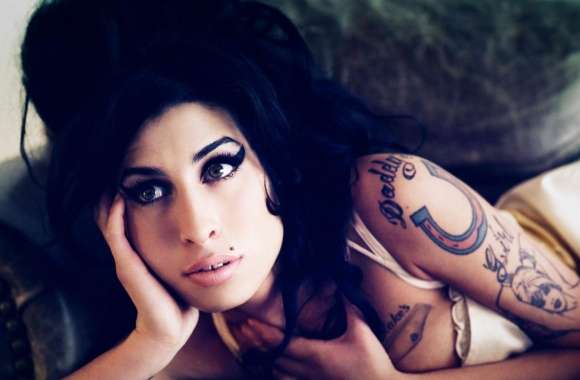 Amy Winehouse Hot wallpapers hd quality