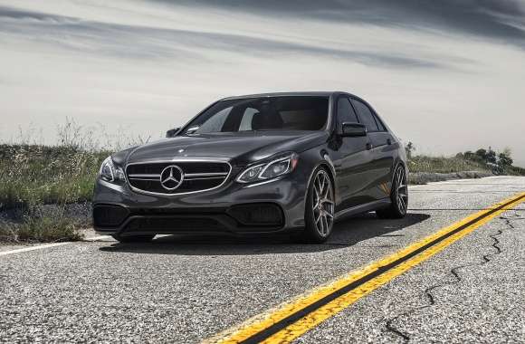 2014 Black Mercedes-Benz E-Class front view wallpapers hd quality