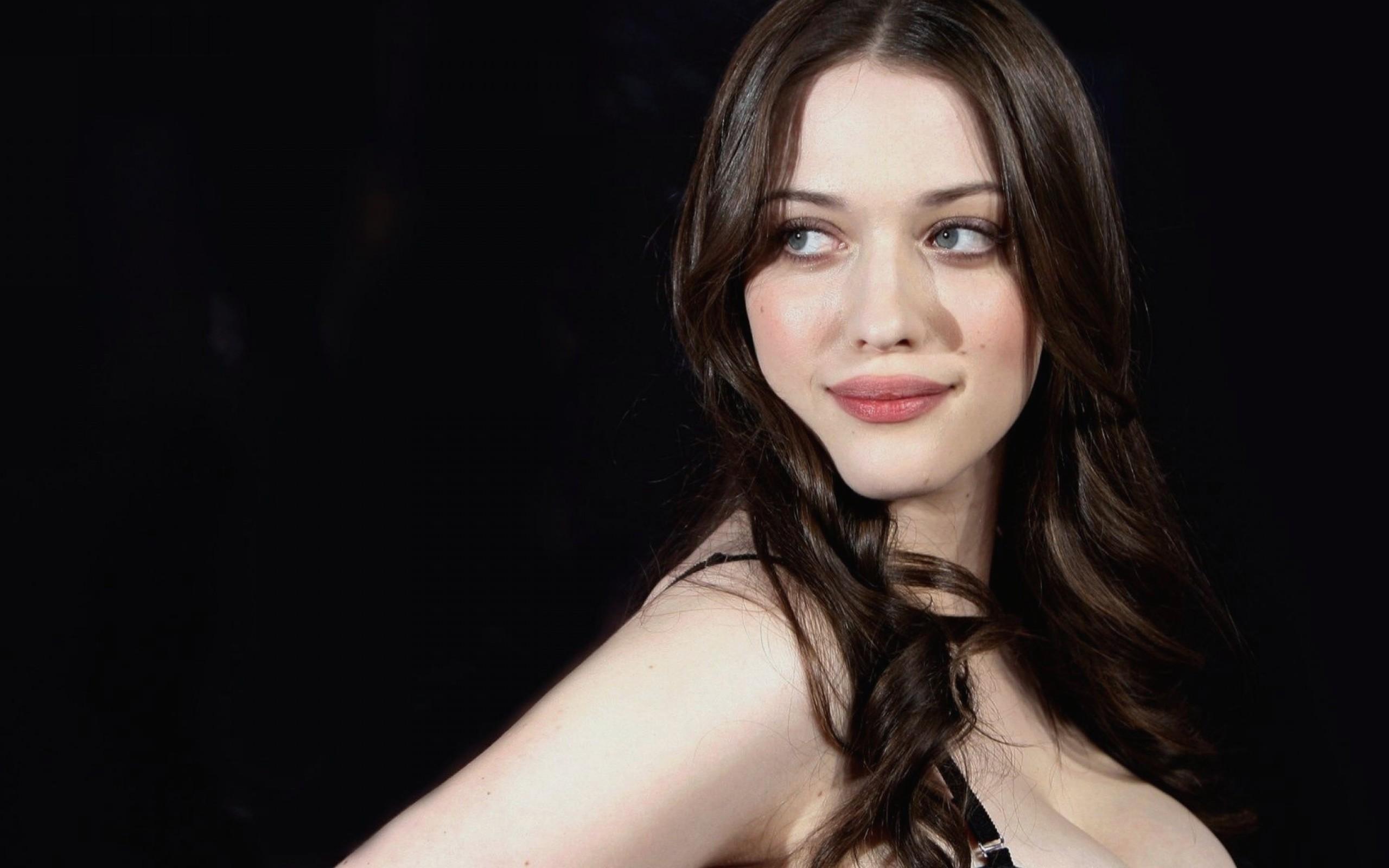 Kat Dennings at 640 x 960 iPhone 4 size wallpapers HD quality