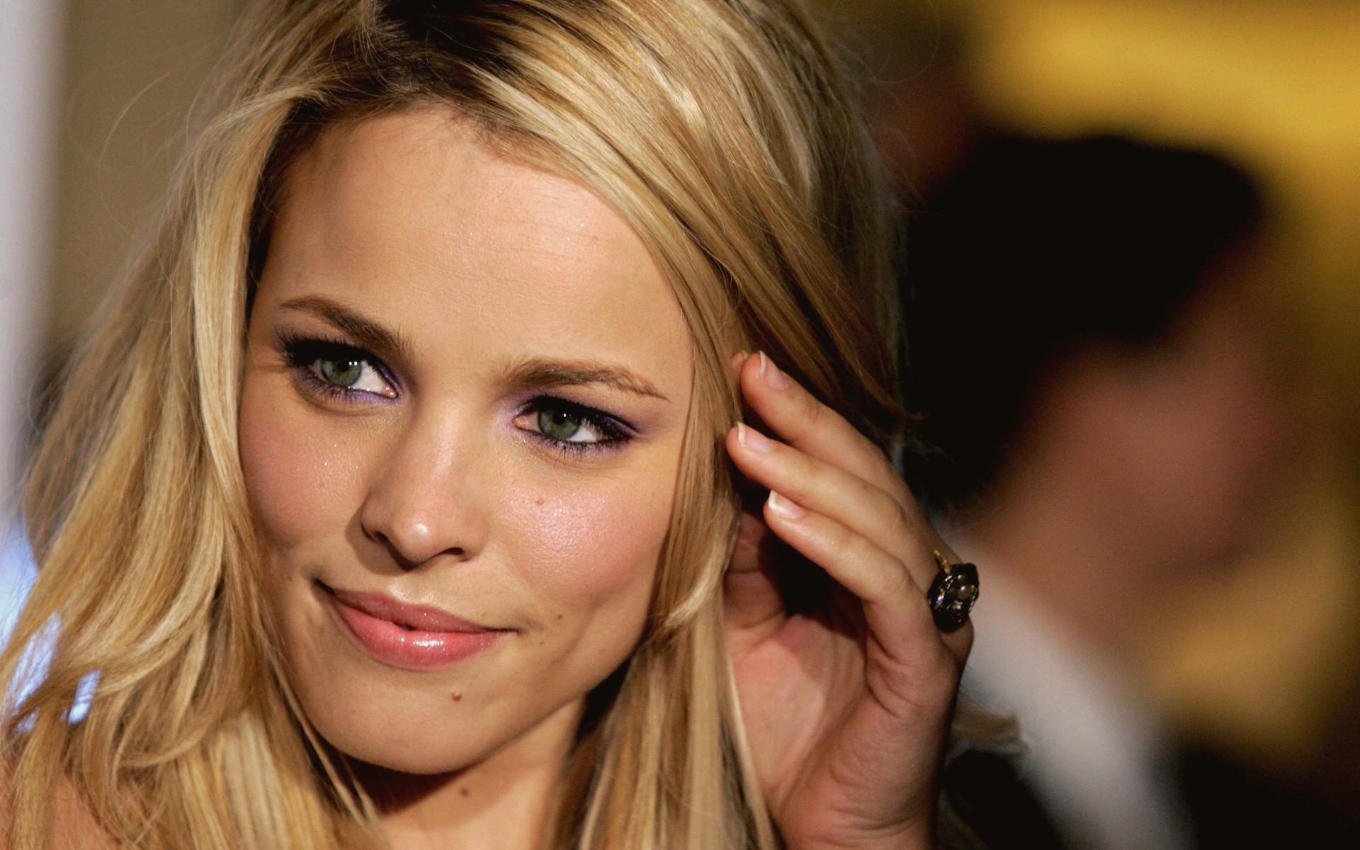 Rachel Mcadams at 1152 x 864 size wallpapers HD quality