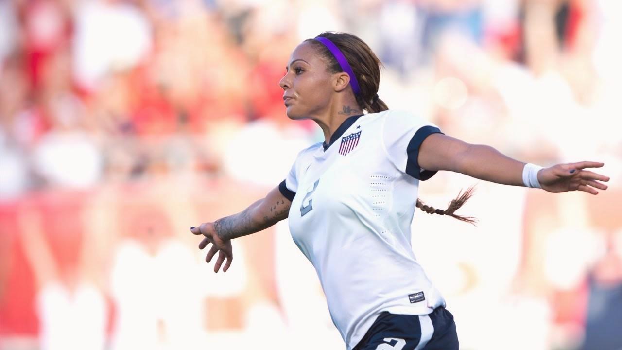 Sydney Leroux at 1152 x 864 size wallpapers HD quality