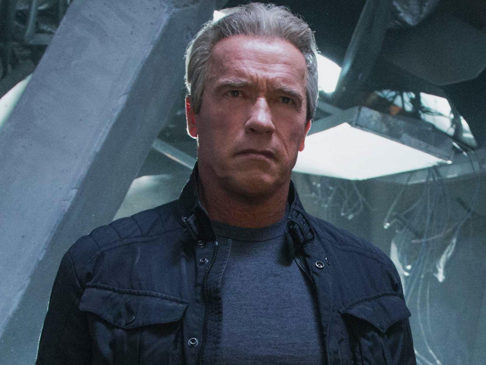Terminator Genisys at 750 x 1334 iPhone 6 size wallpapers HD quality