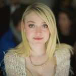 Dakota Fanning wallpapers for android