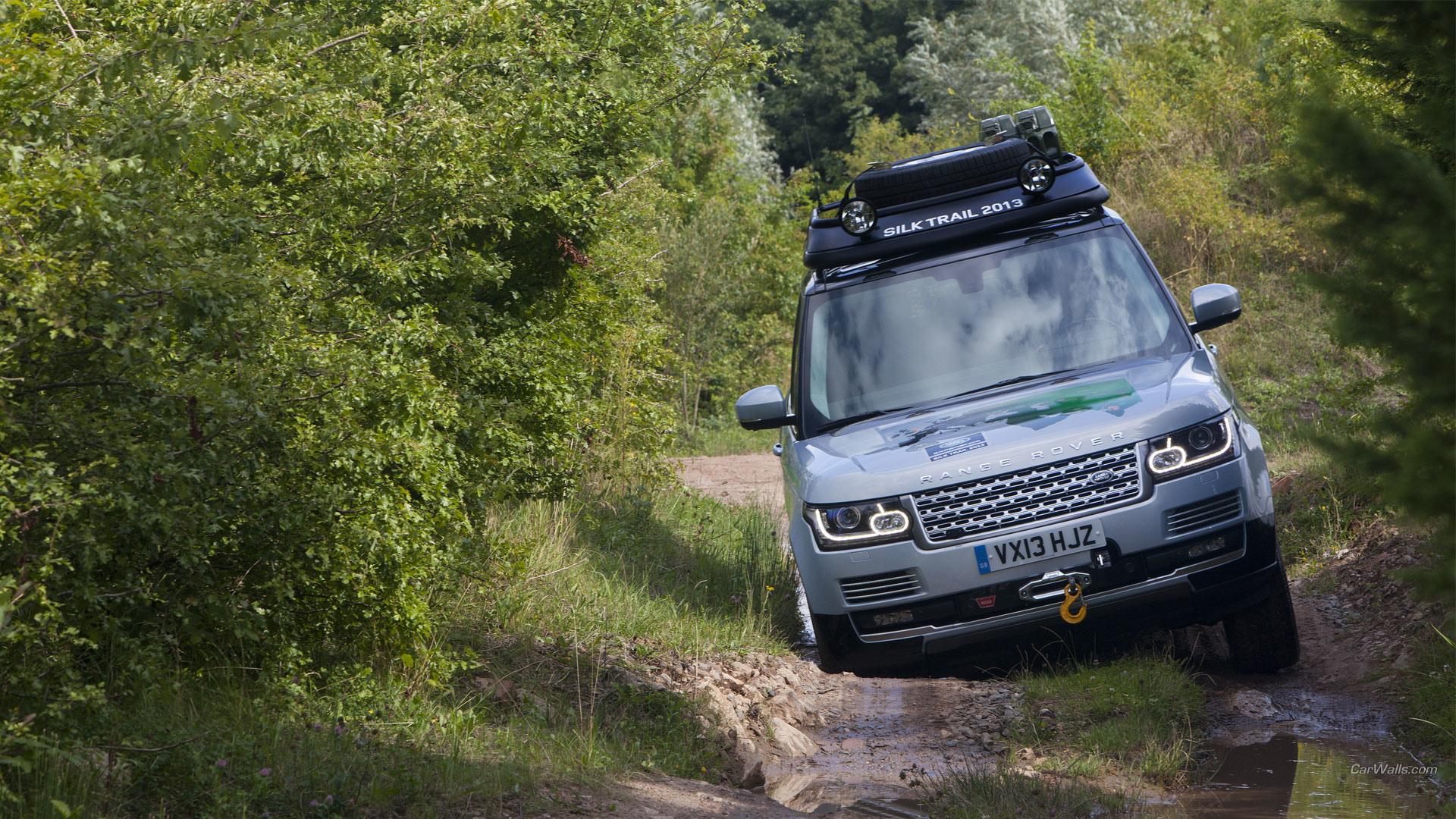 2015 Land Rover Range Rover Hybrid at 750 x 1334 iPhone 6 size wallpapers HD quality