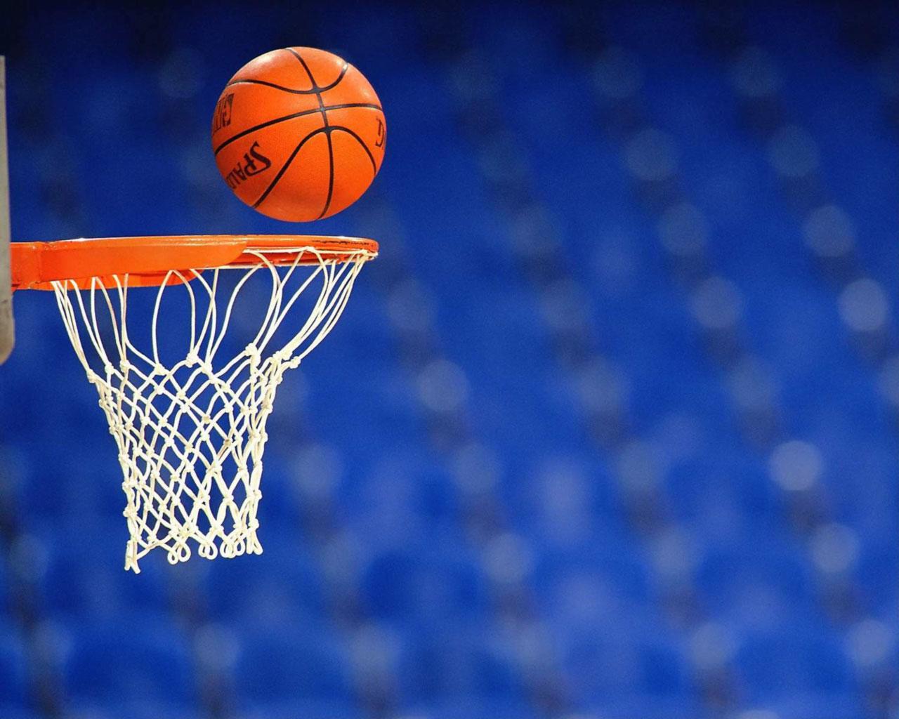 Basketball at 1024 x 768 size wallpapers HD quality