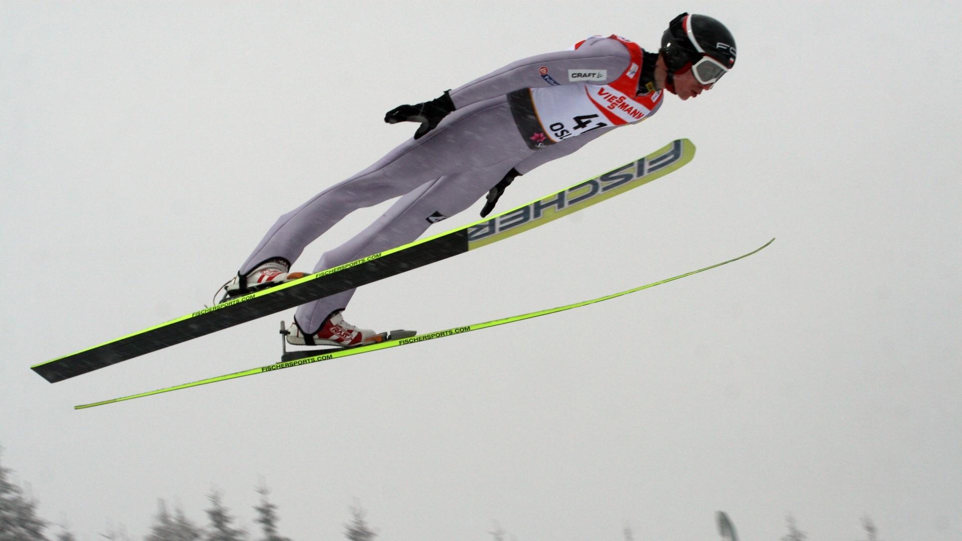 Kamil Stoch at 320 x 480 iPhone size wallpapers HD quality