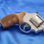 Smith and Wesson Revolver desktop