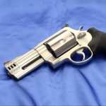Smith and Wesson 500 Magnum Revolver photo