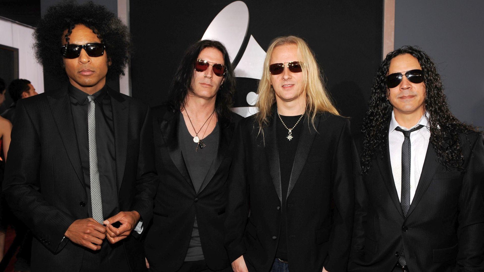 Alice In Chains at 1280 x 960 size wallpapers HD quality