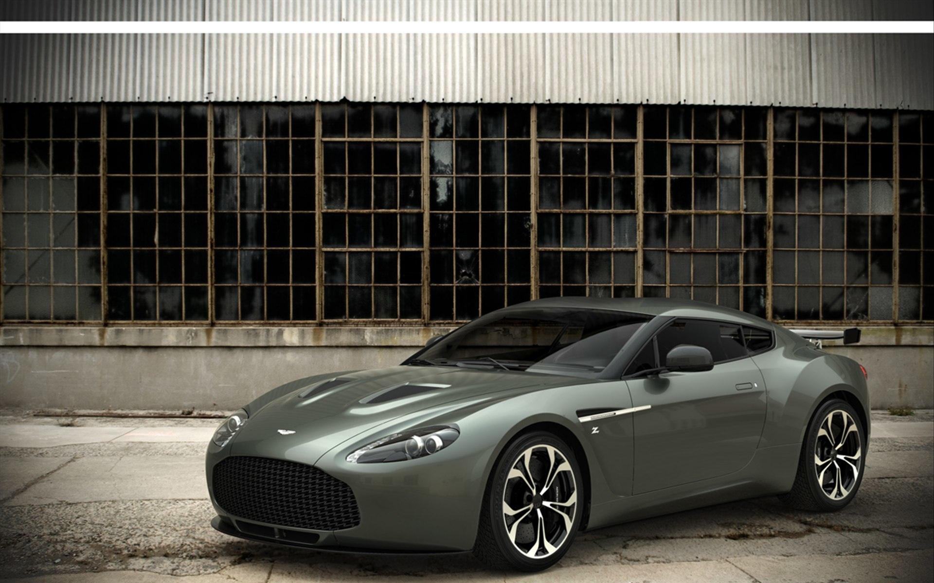 Aston Martin V12 Zagato at 2048 x 2048 iPad size wallpapers HD quality