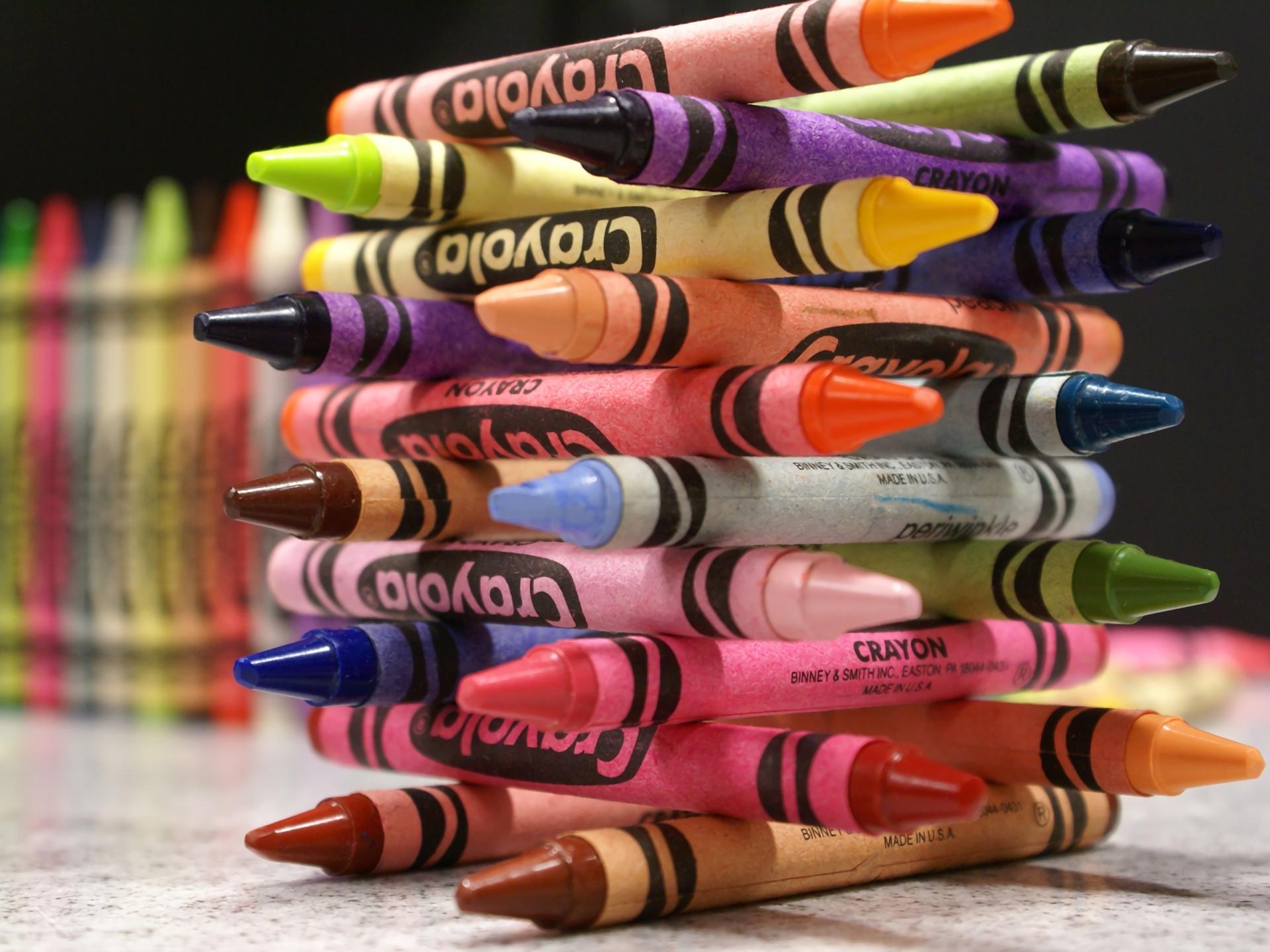Crayon Photography at 2048 x 2048 iPad size wallpapers HD quality