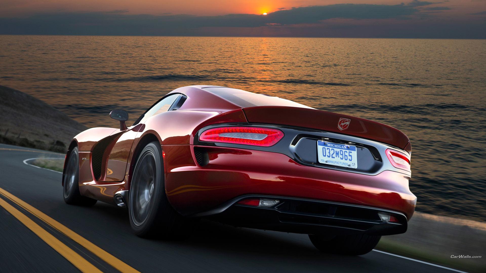 Dodge SRT Viper GTS at 640 x 1136 iPhone 5 size wallpapers HD quality
