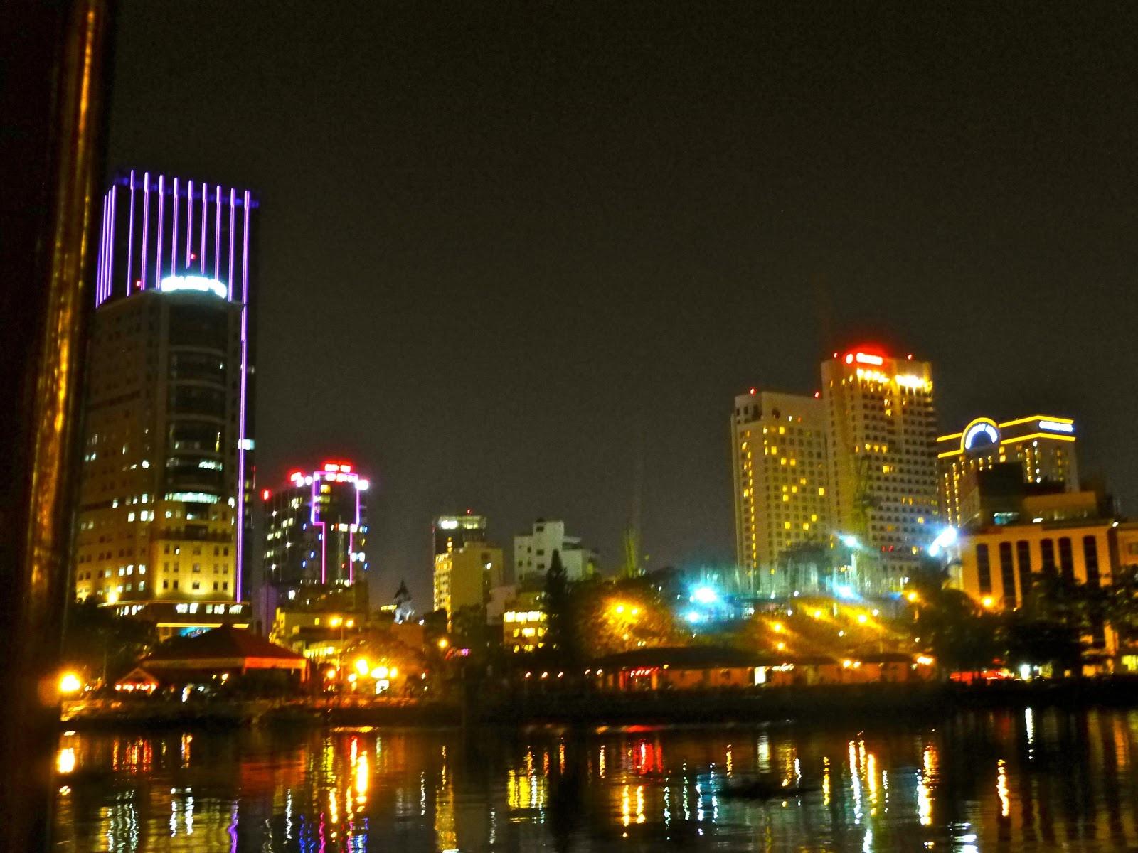 Ho Chi Minh City at 640 x 1136 iPhone 5 size wallpapers HD quality