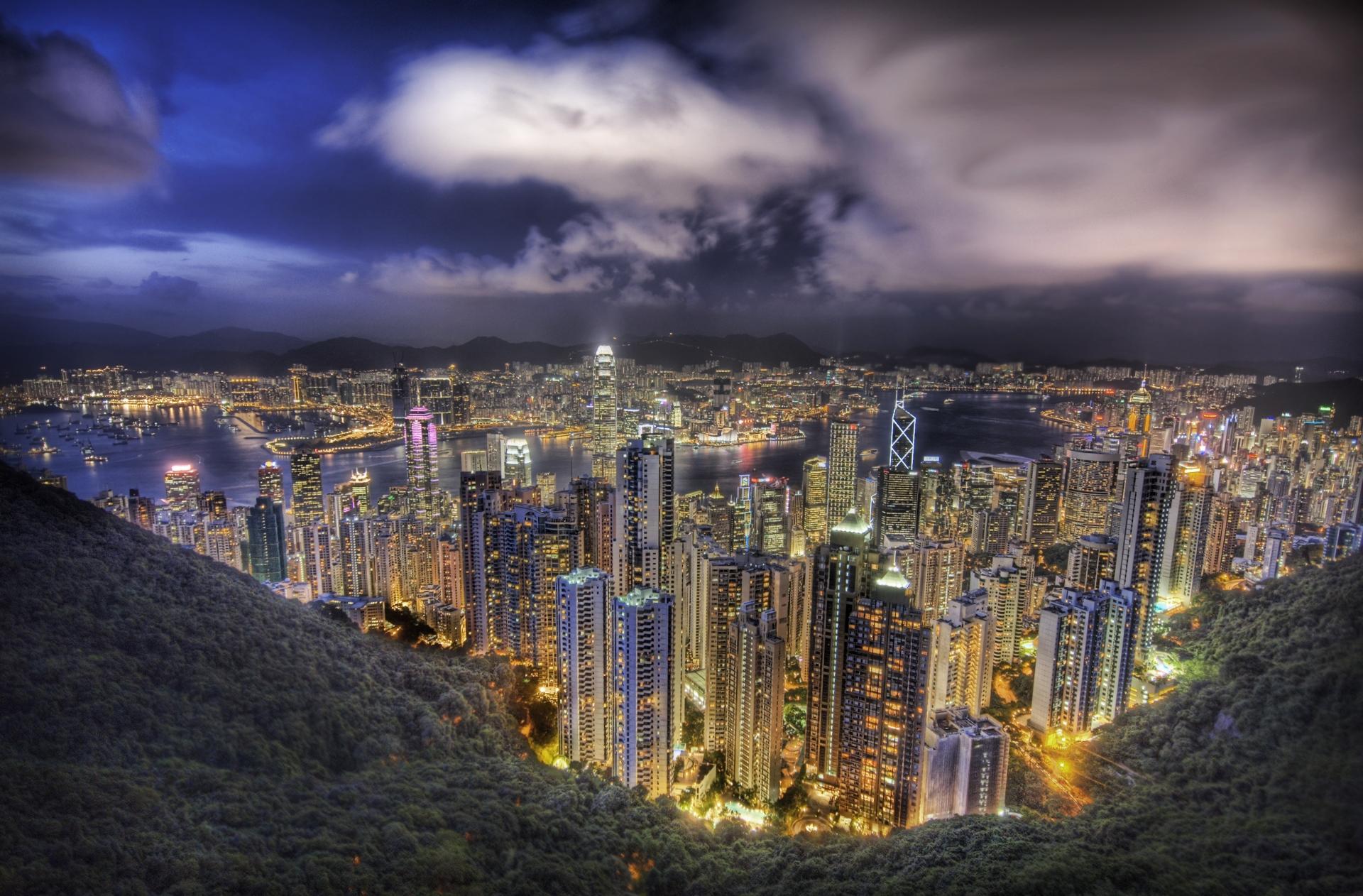 Hong Kong at 1600 x 1200 size wallpapers HD quality