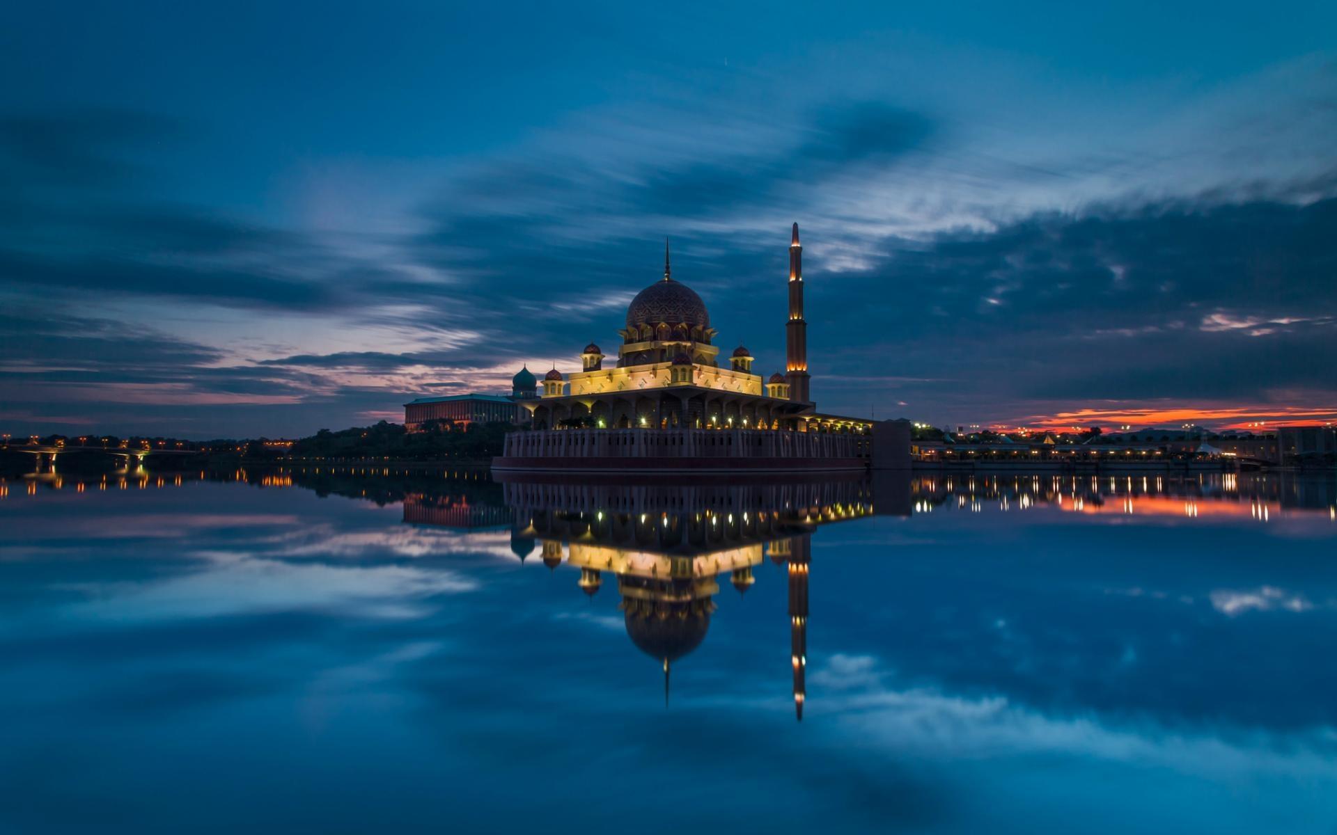 Putra Mosque wallpapers HD quality