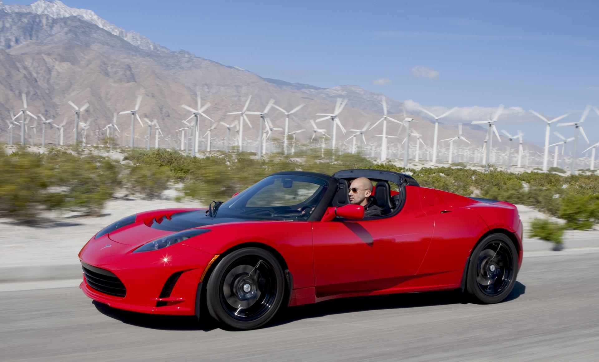 Tesla Roadster at 1152 x 864 size wallpapers HD quality