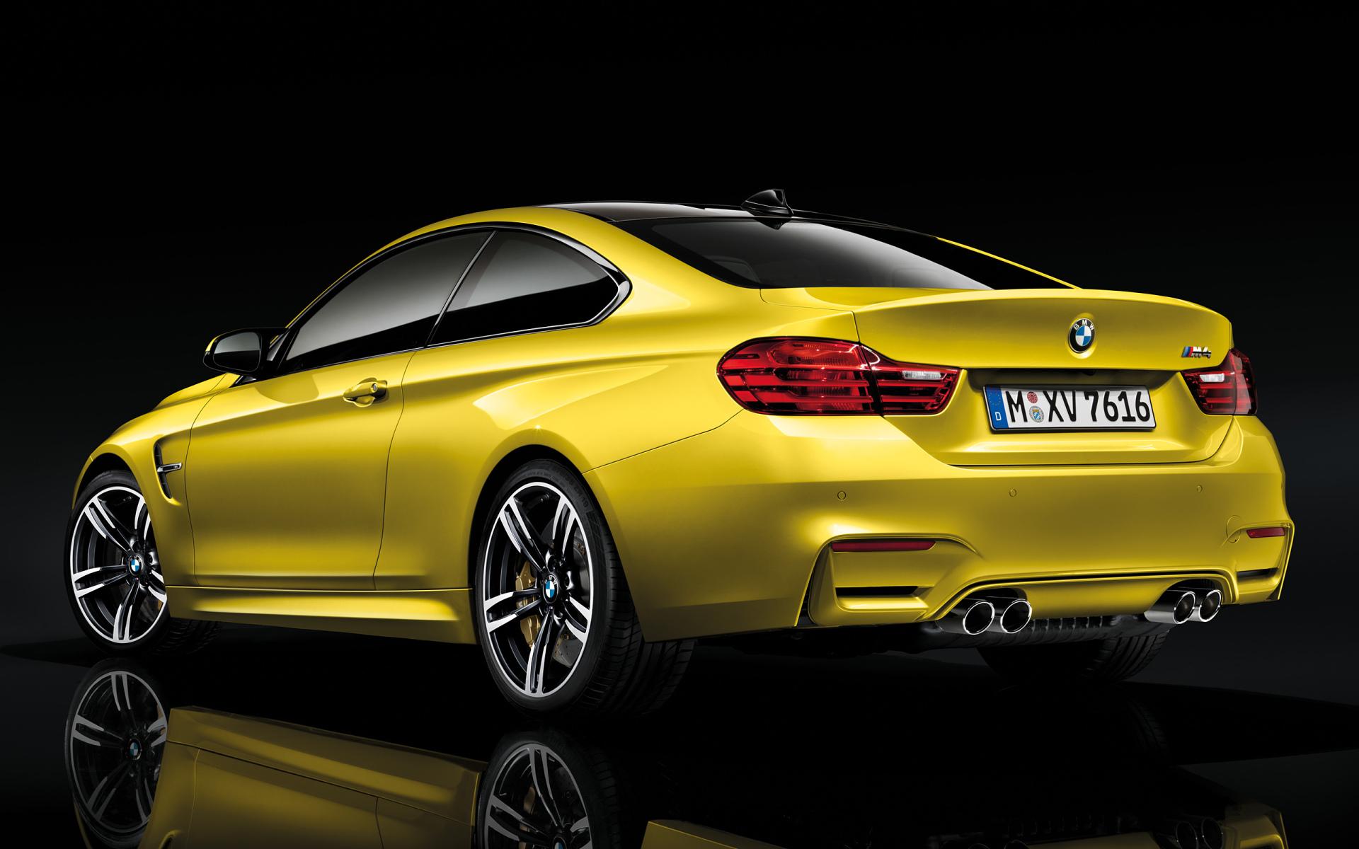 BMW M4 Coupe at 1152 x 864 size wallpapers HD quality