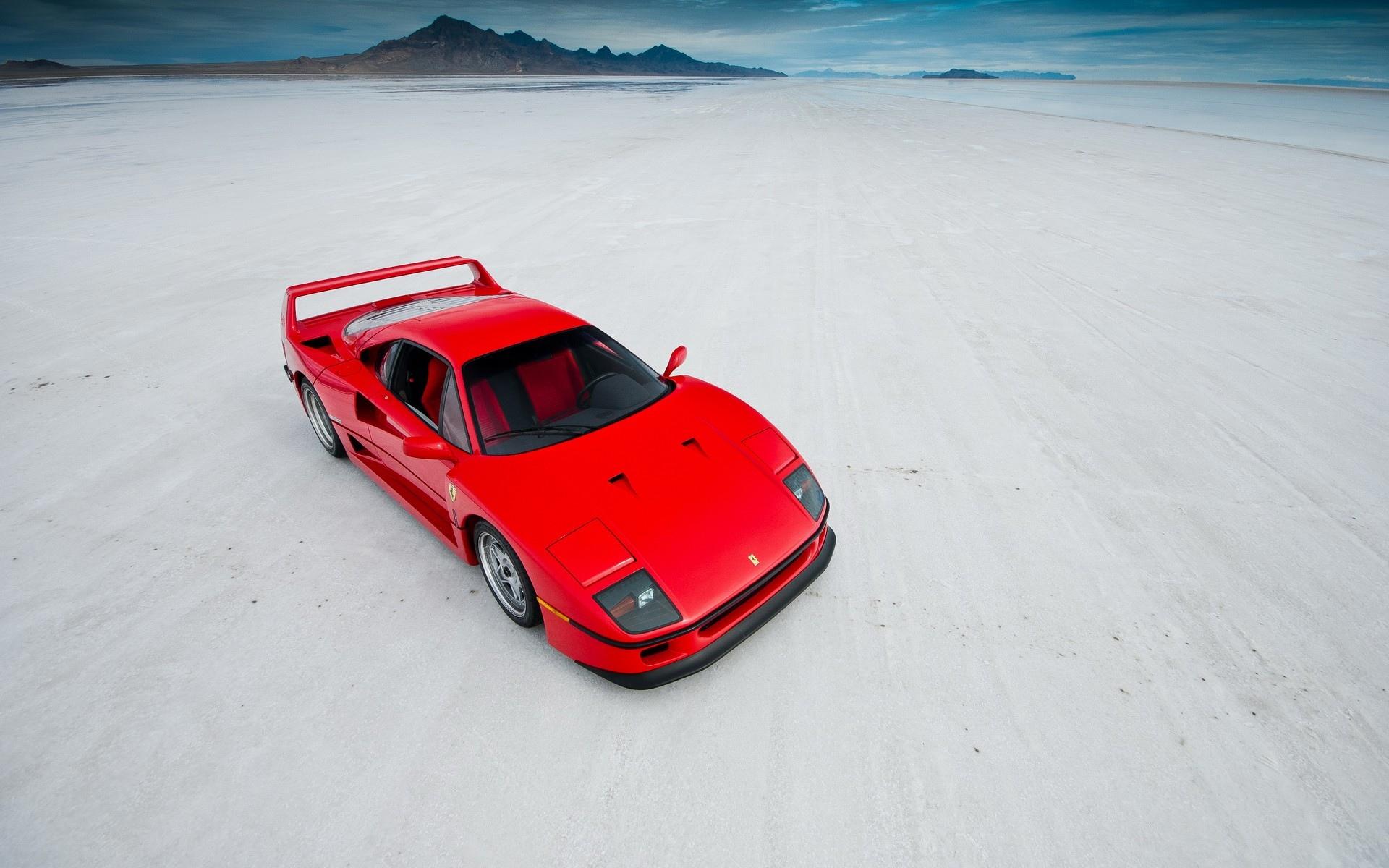 Ferrari F40 at 320 x 480 iPhone size wallpapers HD quality