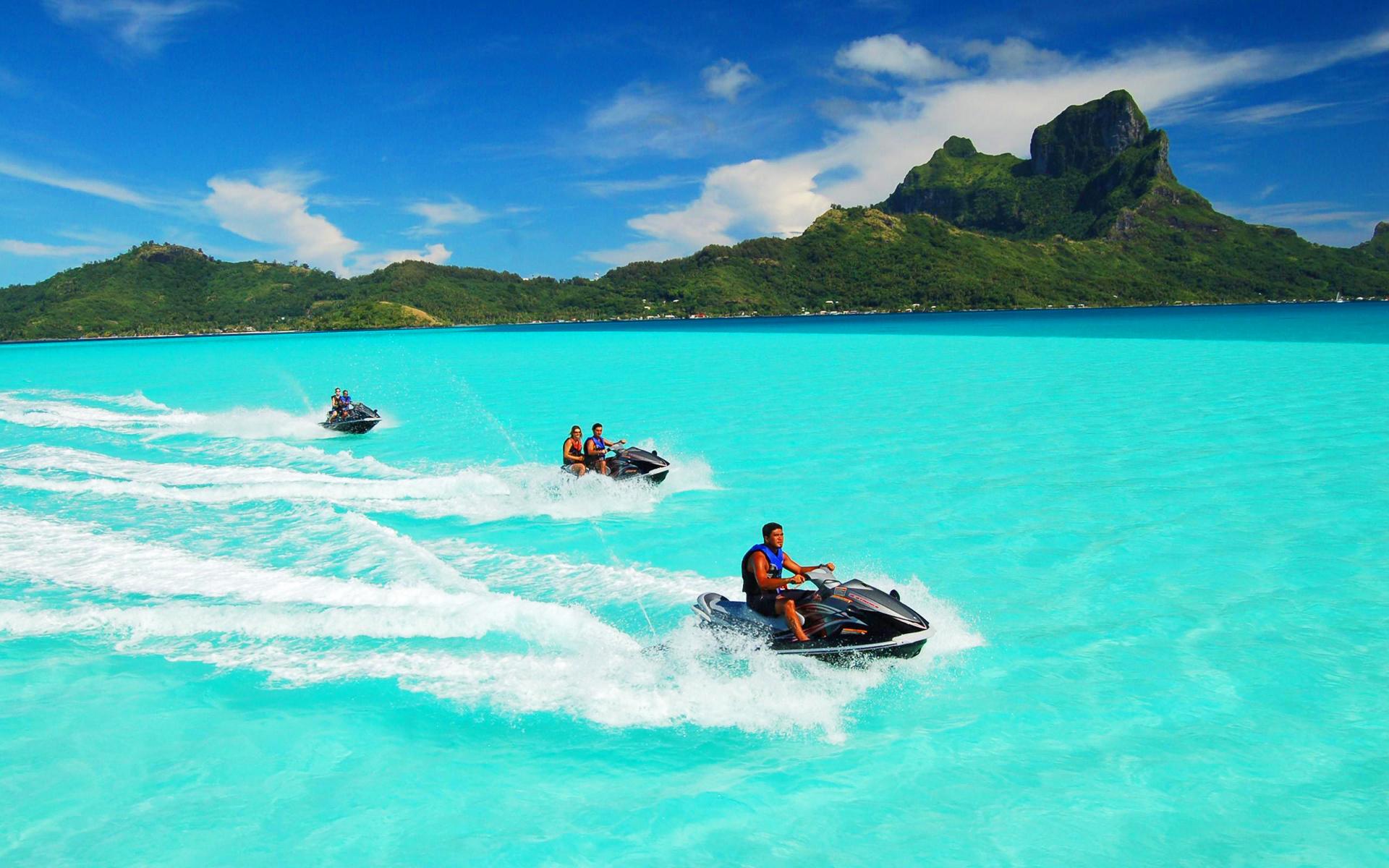 Jet Ski at 1024 x 768 size wallpapers HD quality