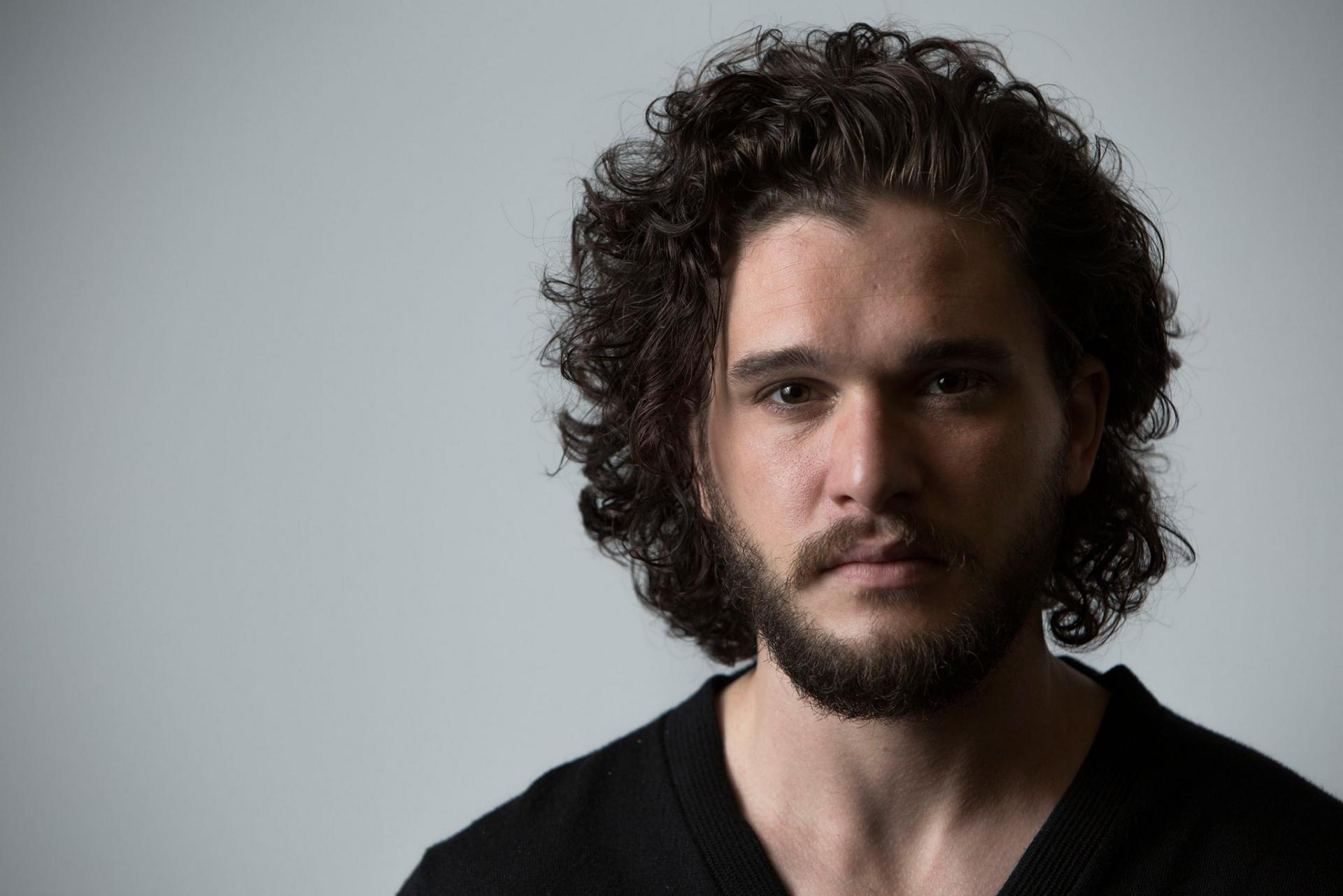 Kit Harington at 750 x 1334 iPhone 6 size wallpapers HD quality