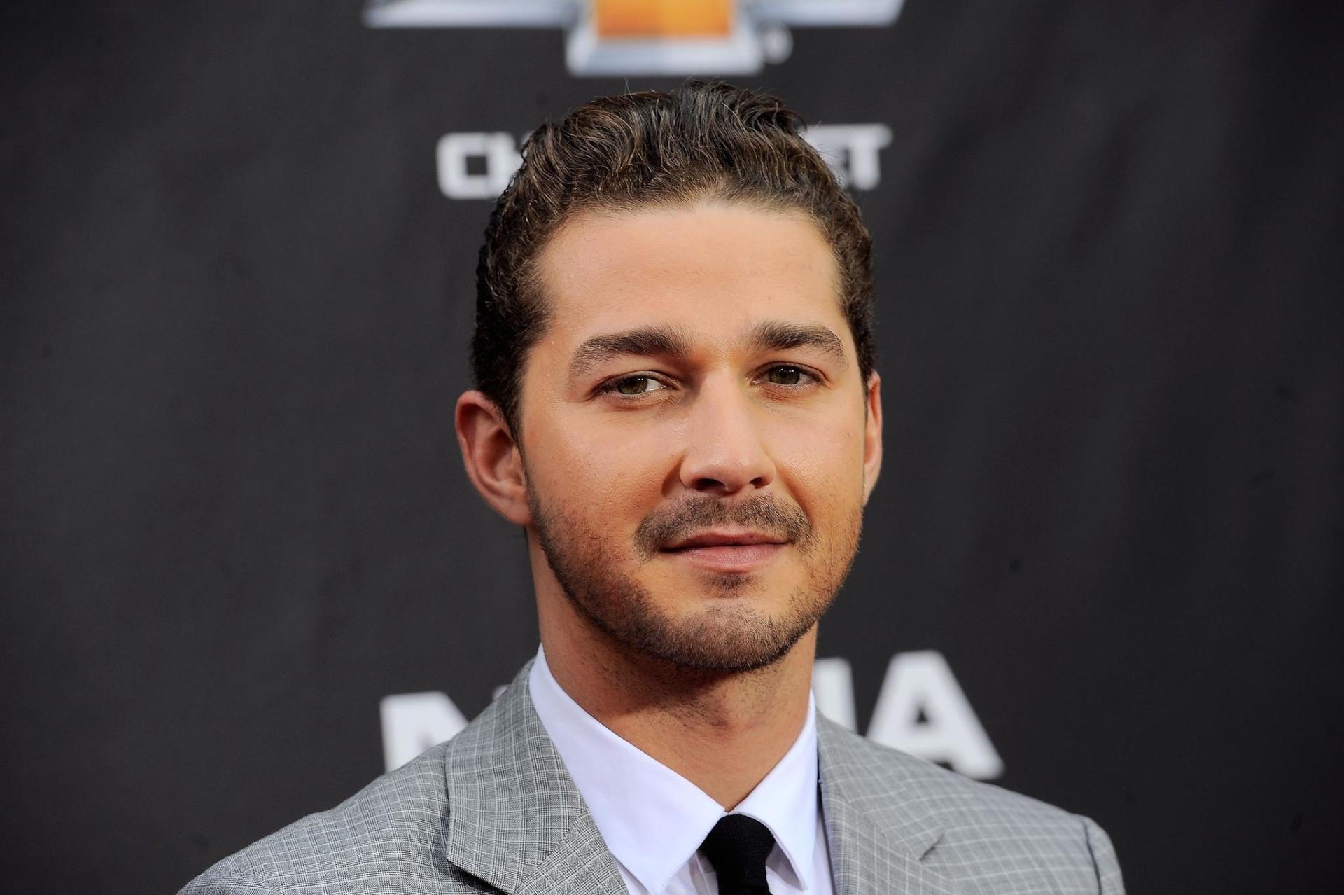 Shia Labeouf at 1152 x 864 size wallpapers HD quality