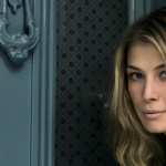Rosamund Pike wallpapers for iphone