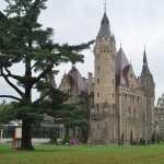 Moszna Castle wallpapers for iphone