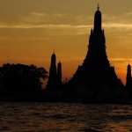 Wat Arun Temple widescreen