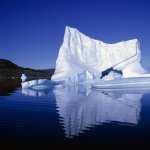 Iceberg desktop wallpaper