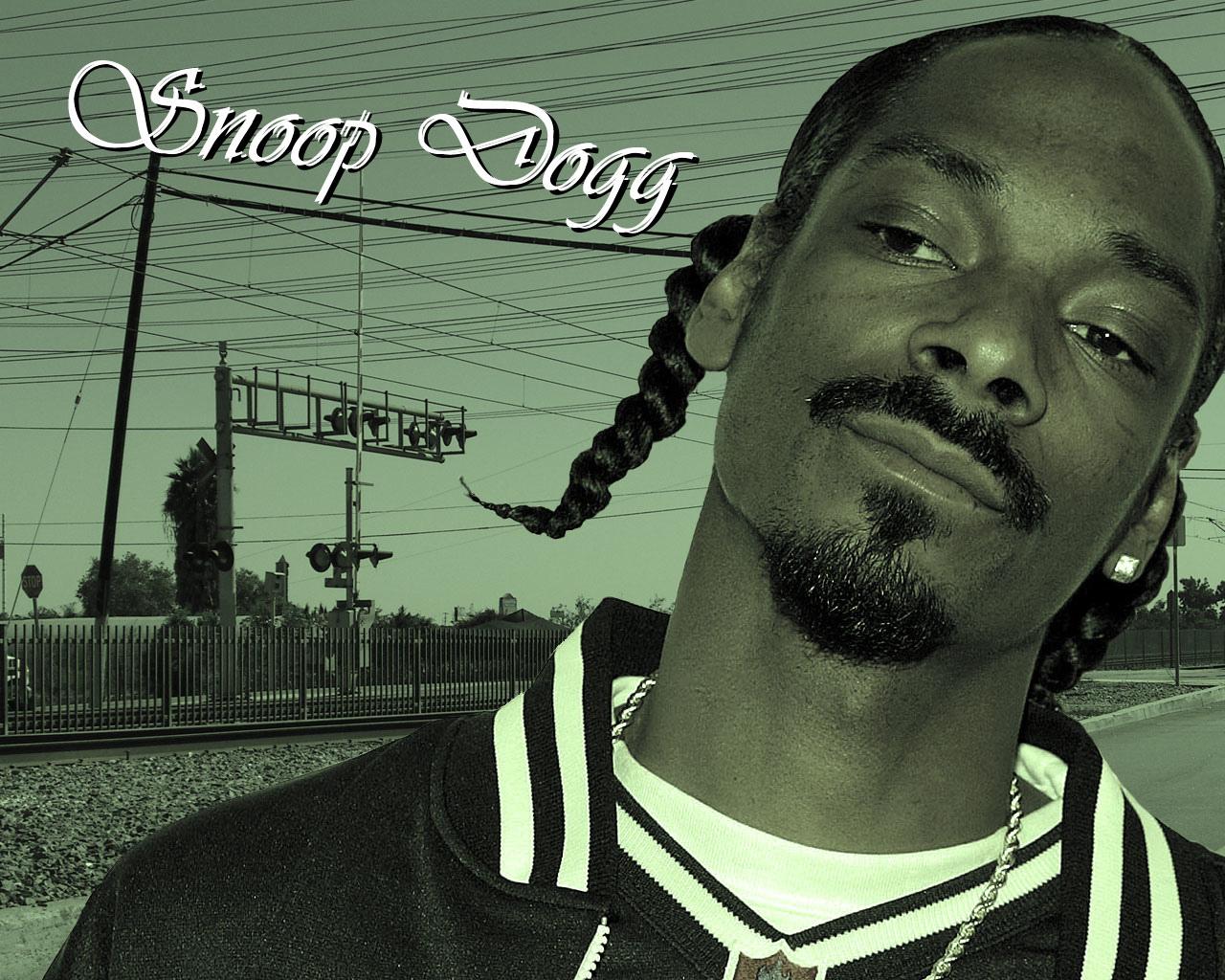 Песни снуп. Снуп дог. Снуп дог фото. Снуп дог обои. Автограф Snoop Dogg.