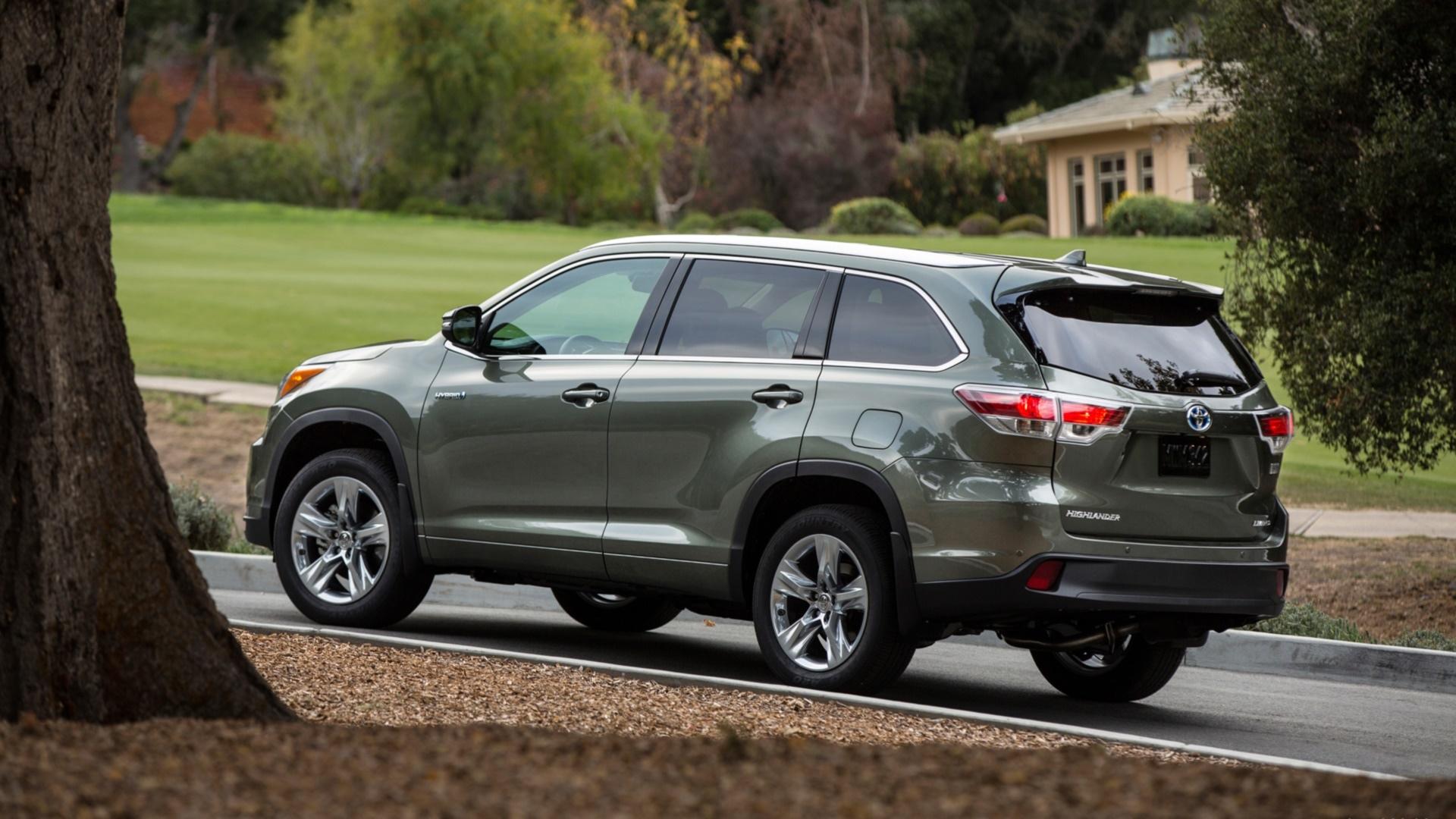 2014 Toyota Highlander Hybrid at 1024 x 1024 iPad size wallpapers HD quality
