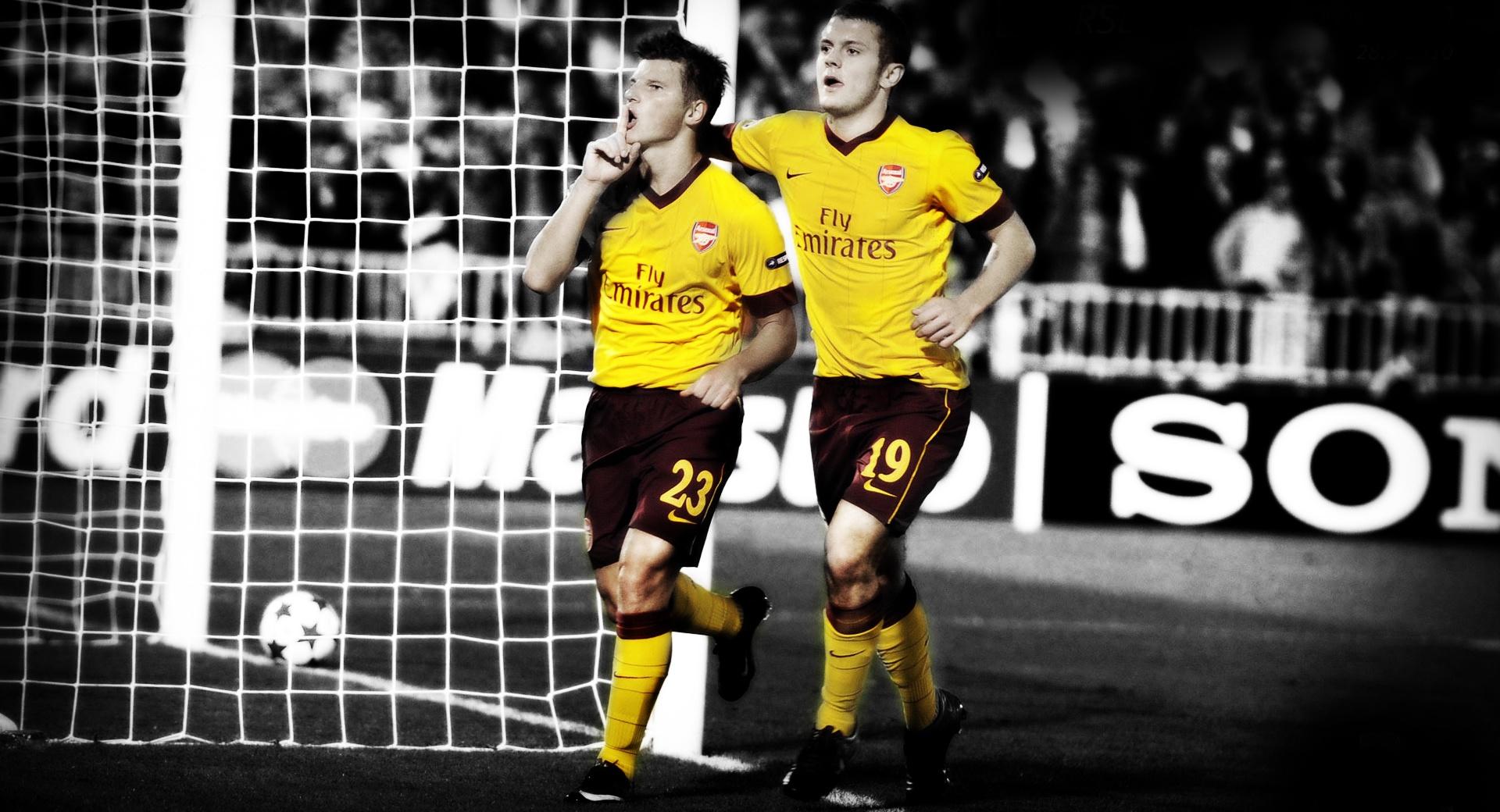 Arshavin-Wilshere at 1024 x 1024 iPad size wallpapers HD quality