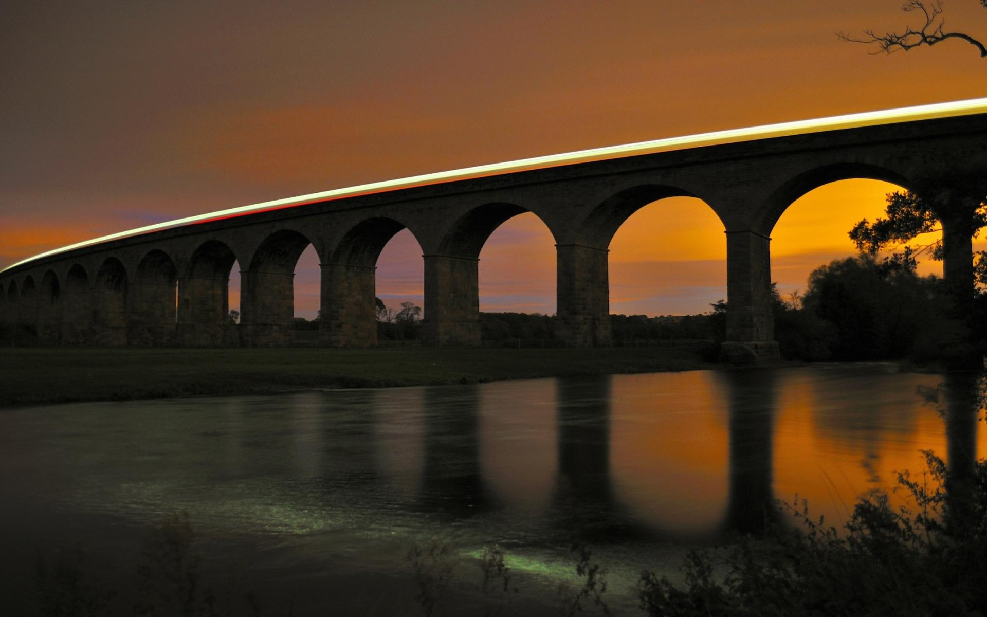 Arthington Viaduct at 320 x 480 iPhone size wallpapers HD quality