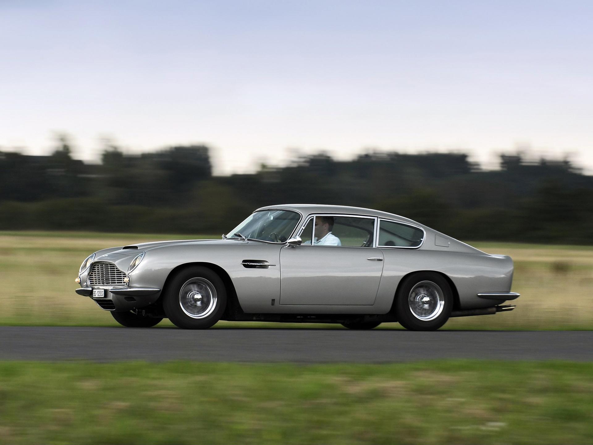 Aston Martin DB6 at 750 x 1334 iPhone 6 size wallpapers HD quality