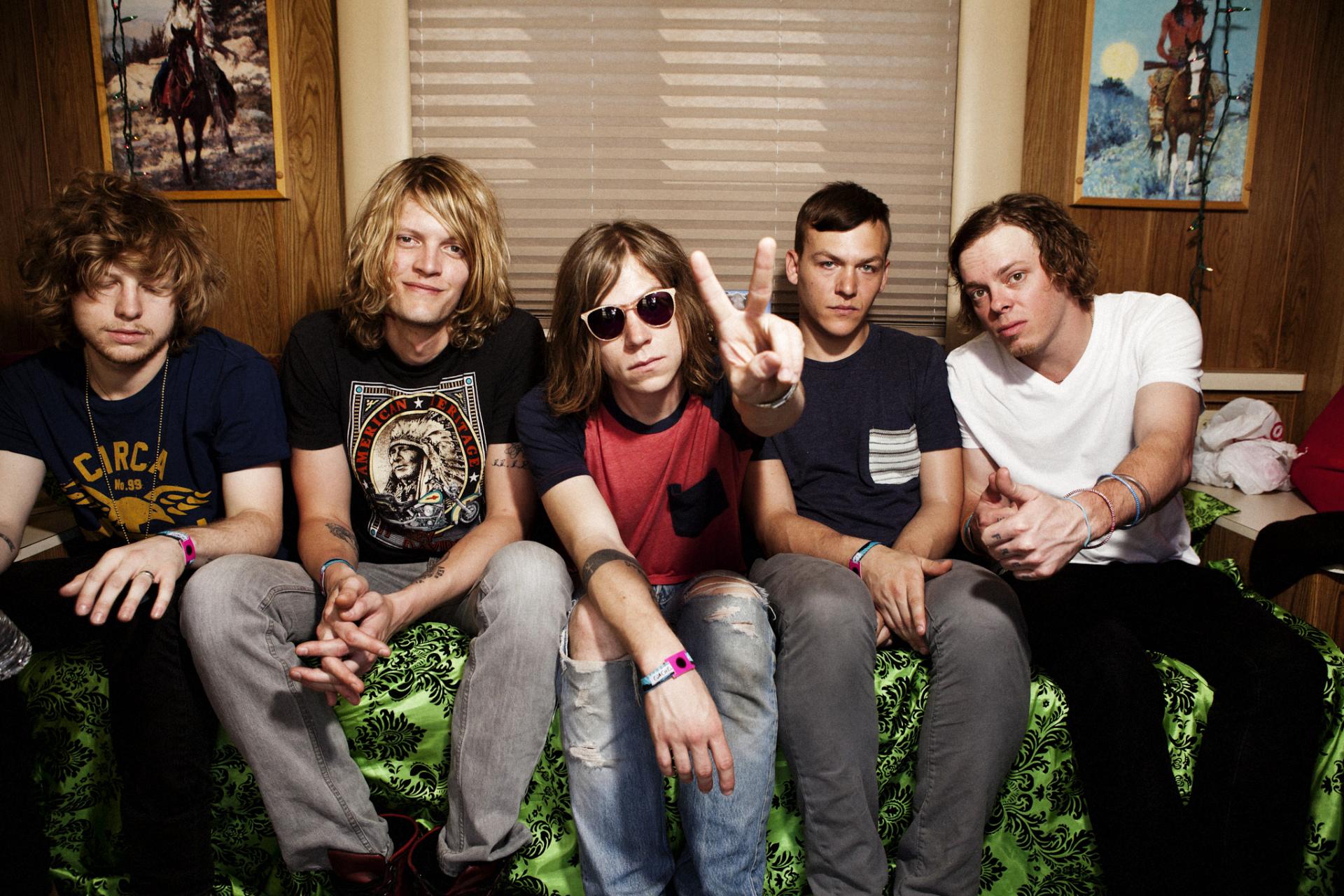 Cage The Elephant wallpapers HD quality