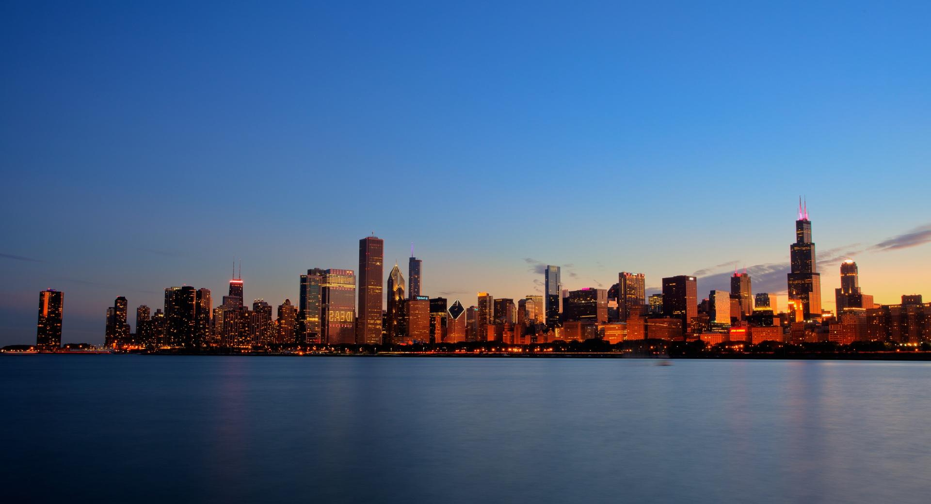 Chicago Skyline Night at 1334 x 750 iPhone 7 size wallpapers HD quality