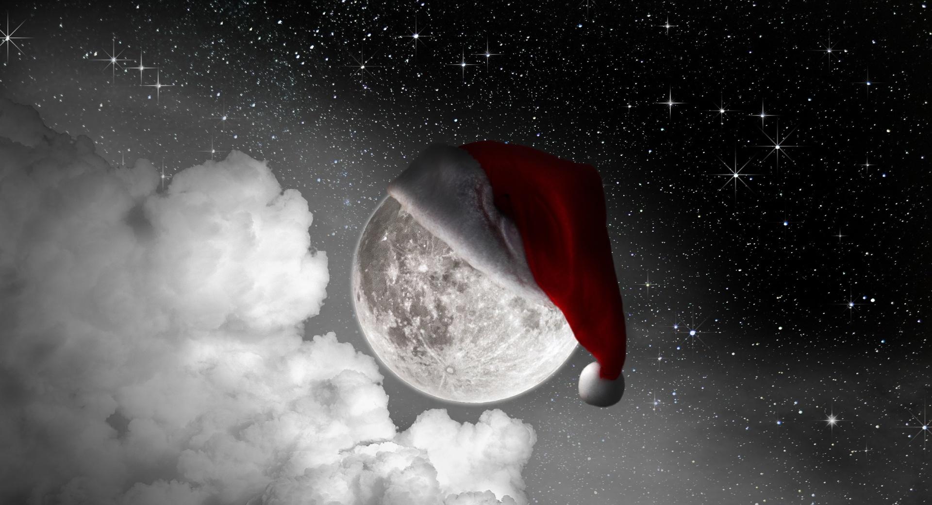 Christmas Moon at 1152 x 864 size wallpapers HD quality
