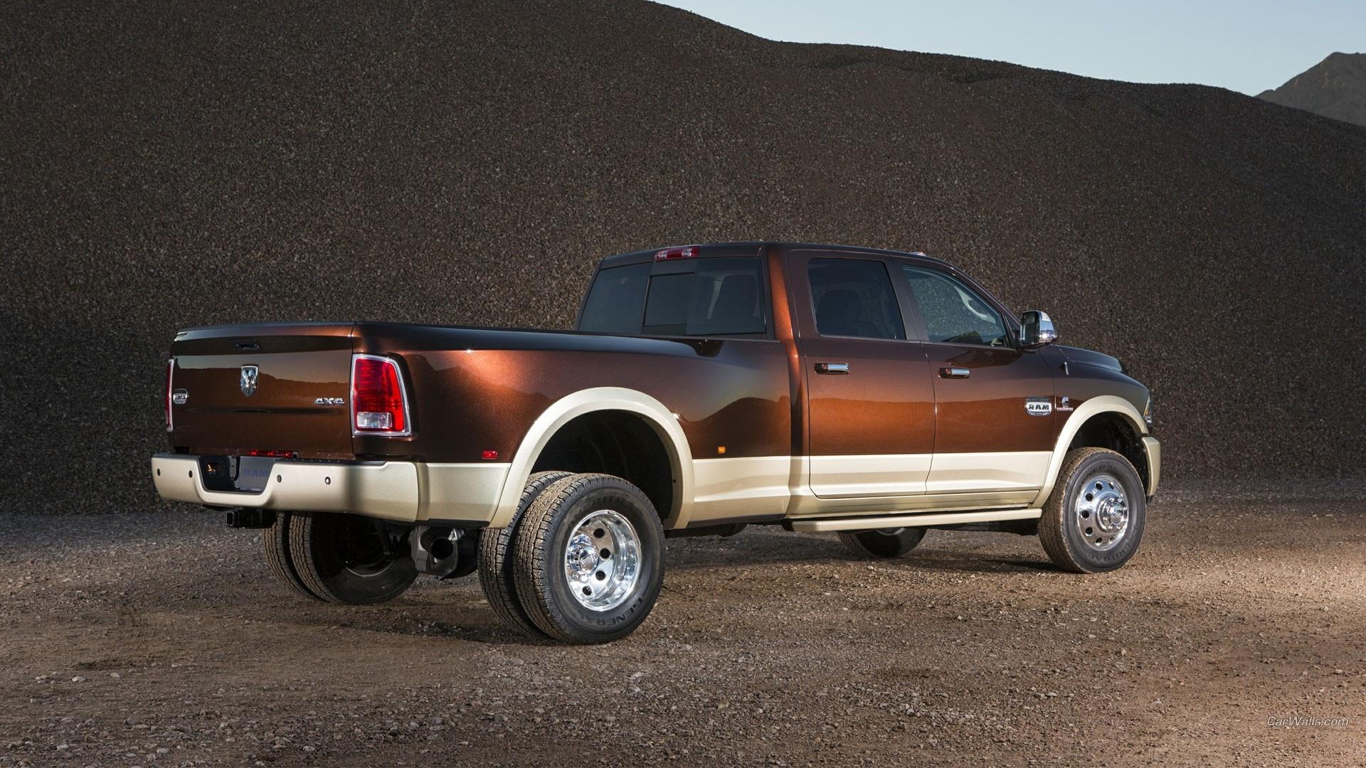 Dodge Ram 3500 at 1024 x 1024 iPad size wallpapers HD quality
