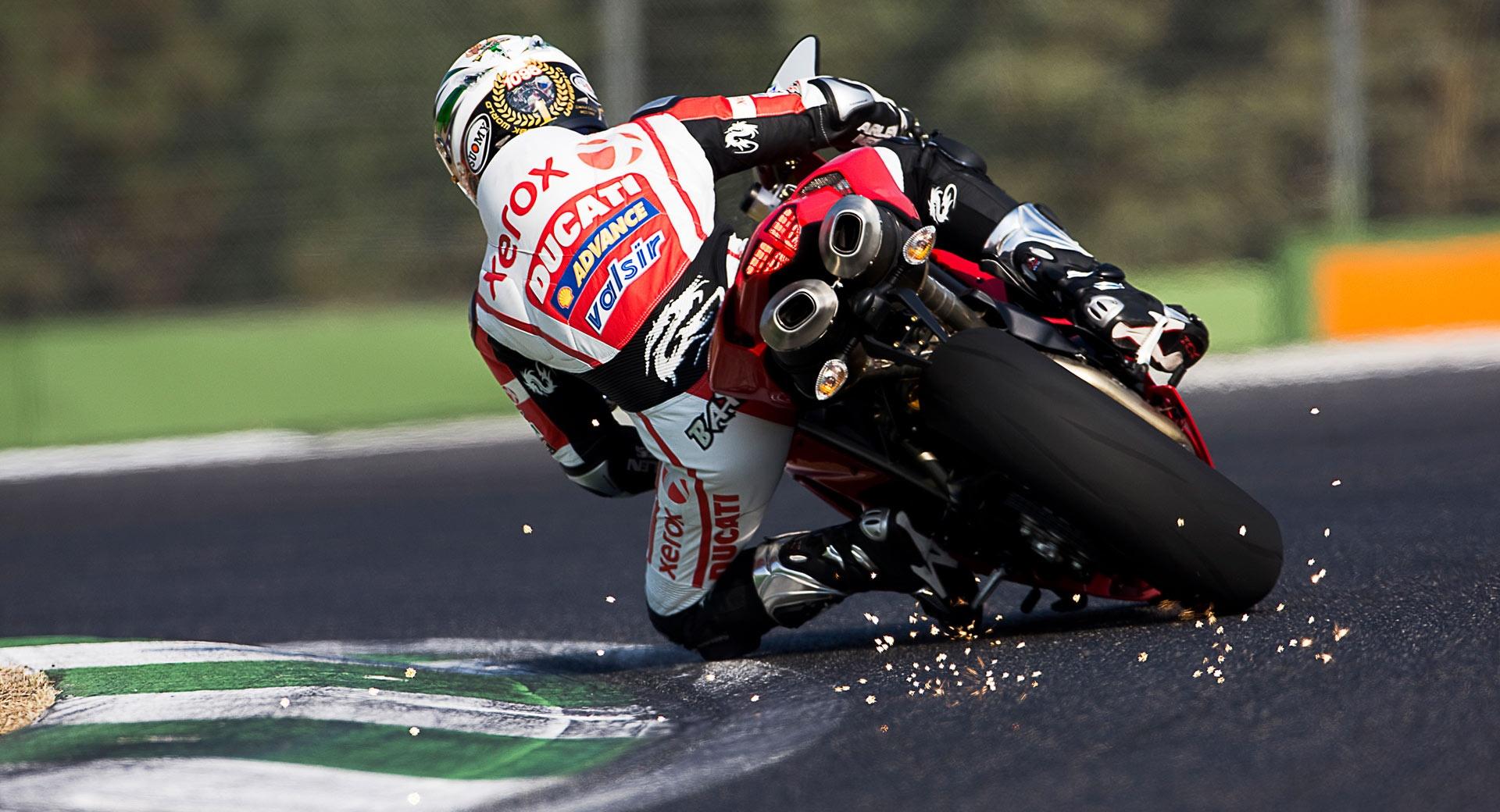 Ducati 1198 Superbike Superbike Racing 4 at 1600 x 1200 size wallpapers HD quality
