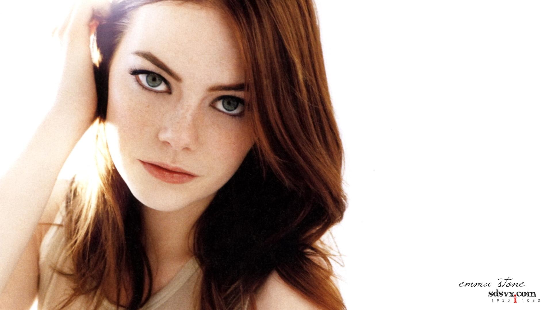 Emma Stone at 1024 x 768 size wallpapers HD quality