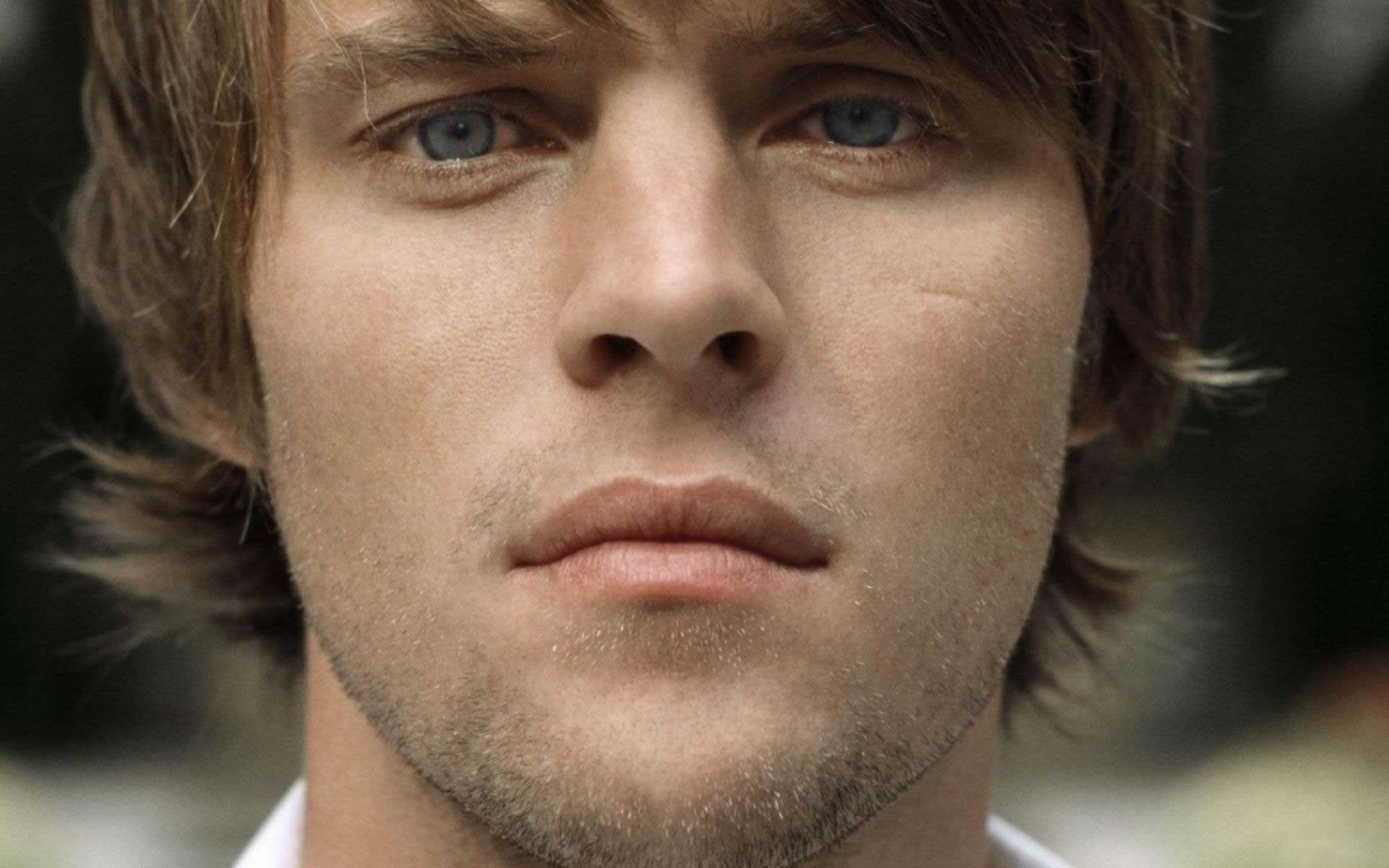 Jesse Spencer at 2048 x 2048 iPad size wallpapers HD quality