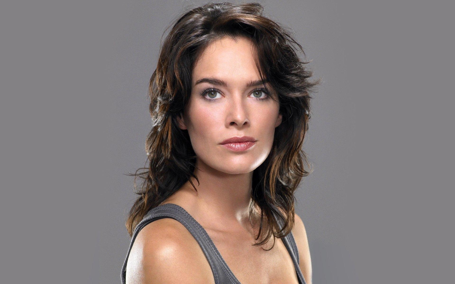 Lena Headey at 640 x 960 iPhone 4 size wallpapers HD quality