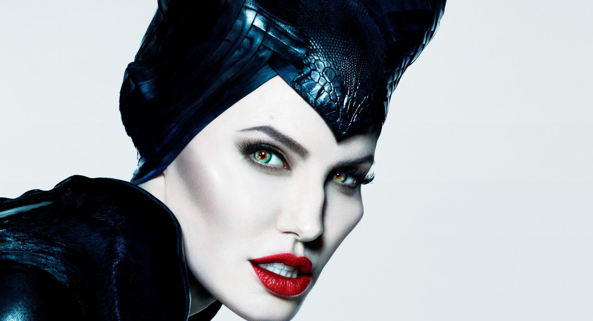 Maleficent Angelina Jolie Beauty at 1024 x 1024 iPad size wallpapers HD quality