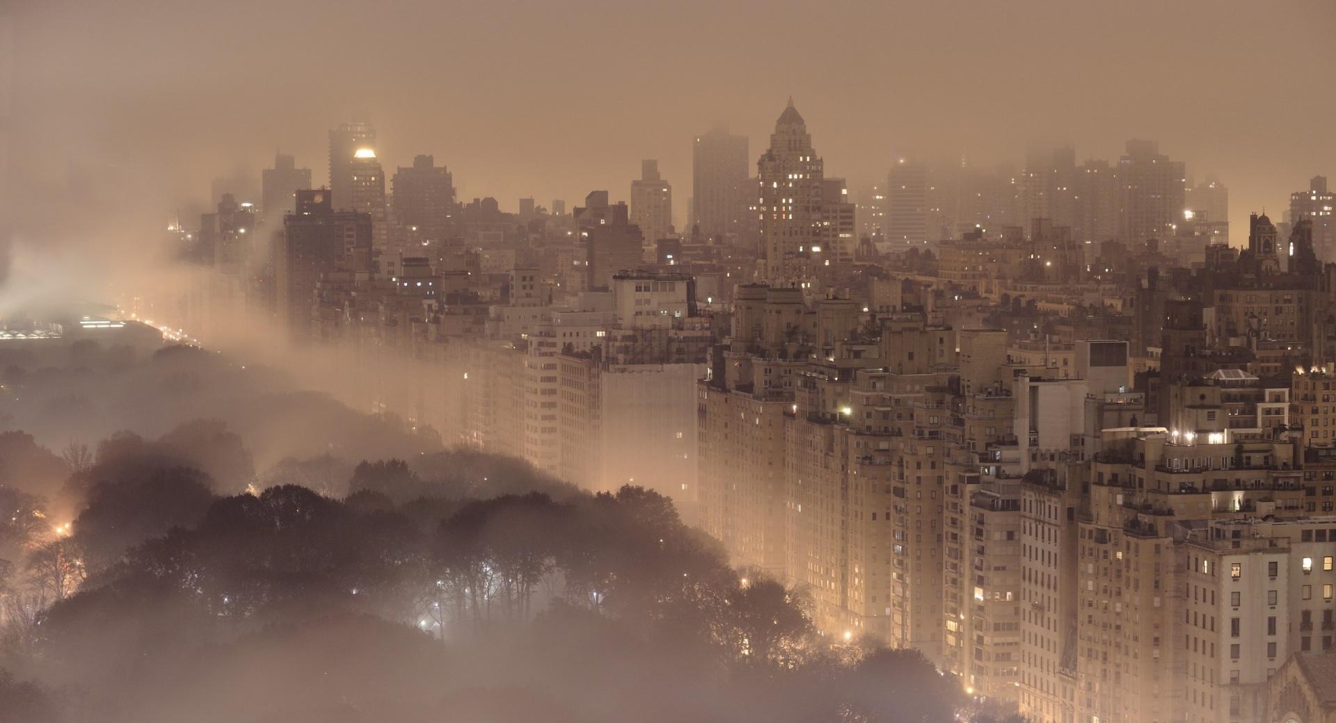 New York Fog at 1024 x 768 size wallpapers HD quality