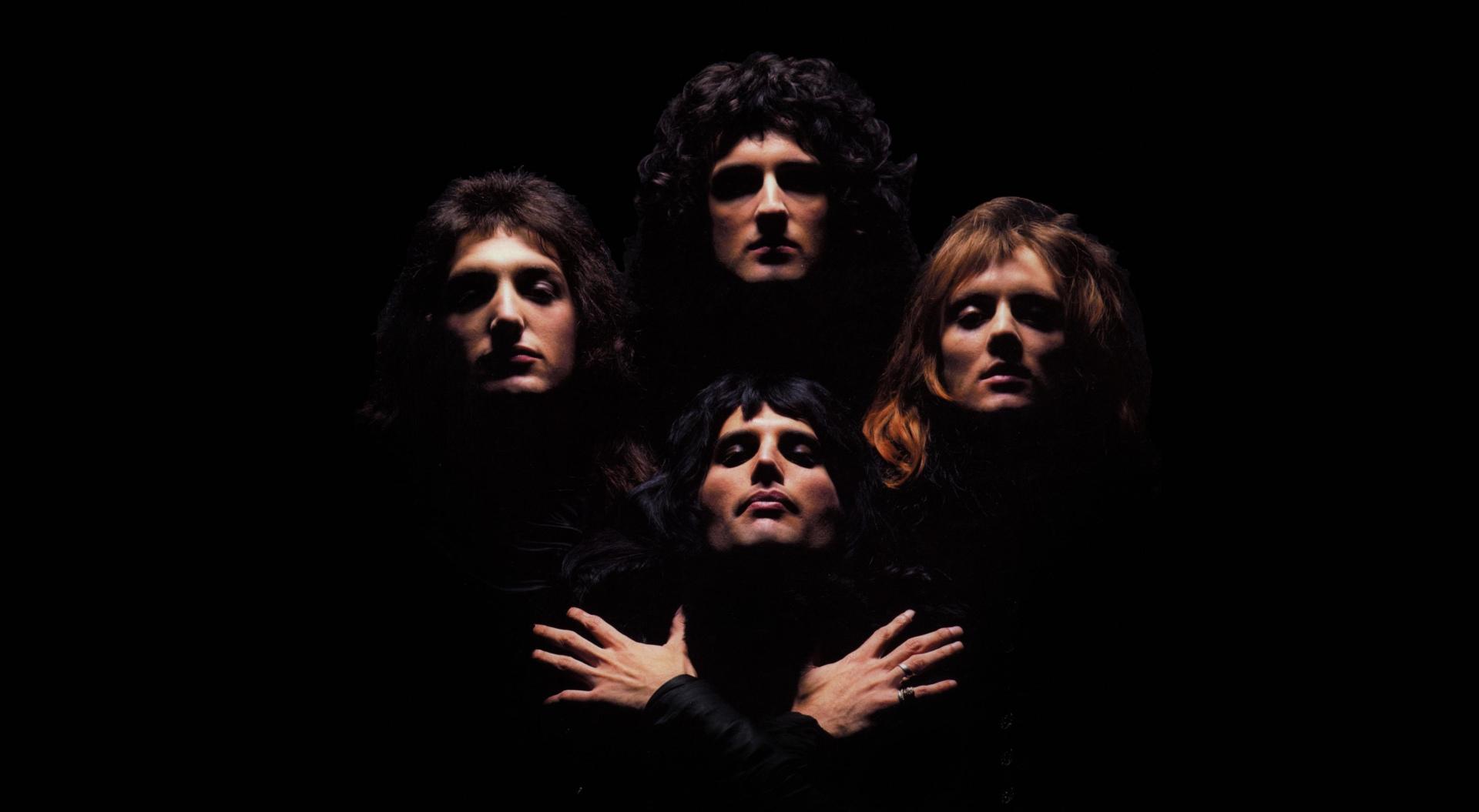 Queen at 320 x 480 iPhone size wallpapers HD quality