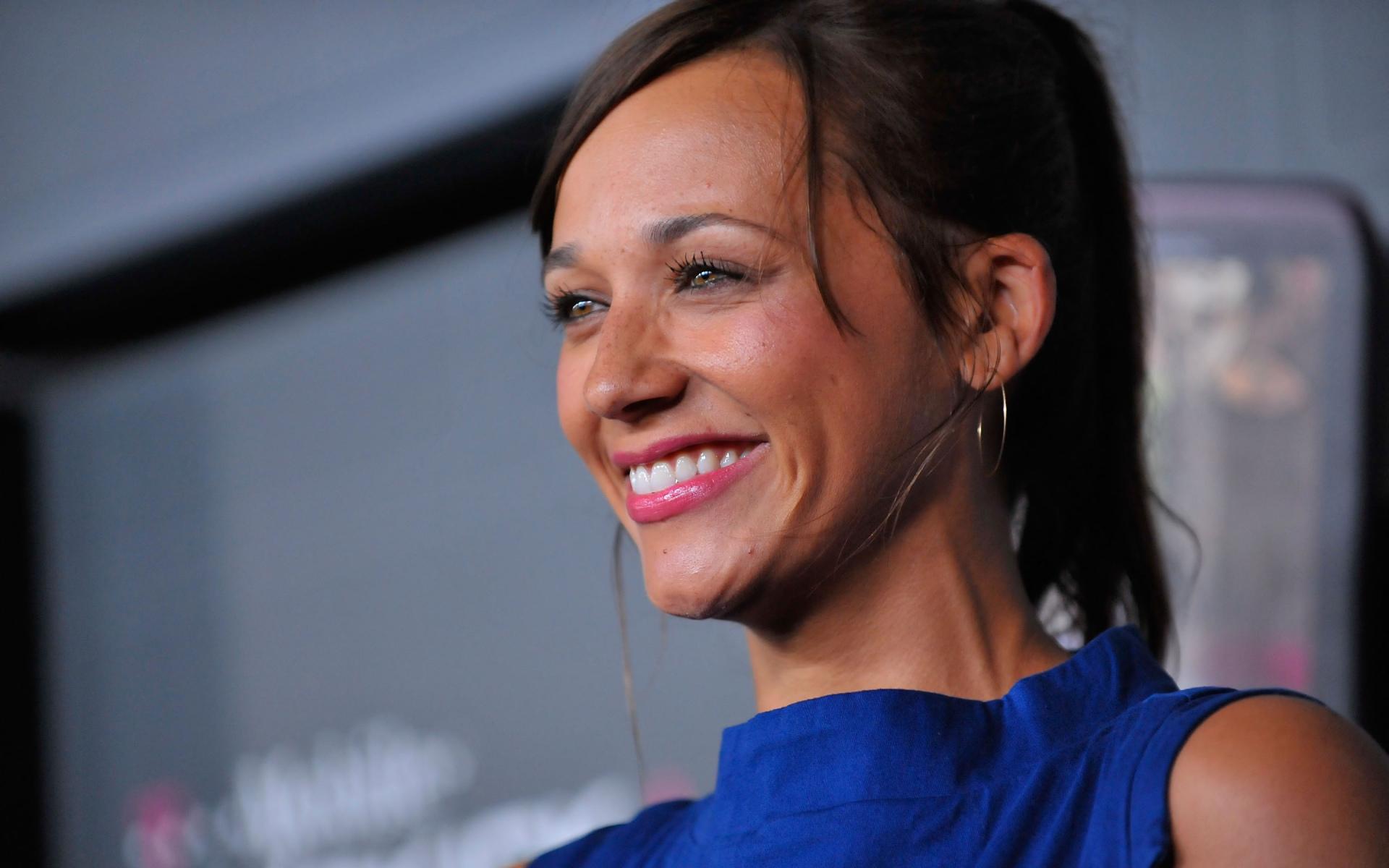 Rashida Jones at 640 x 1136 iPhone 5 size wallpapers HD quality