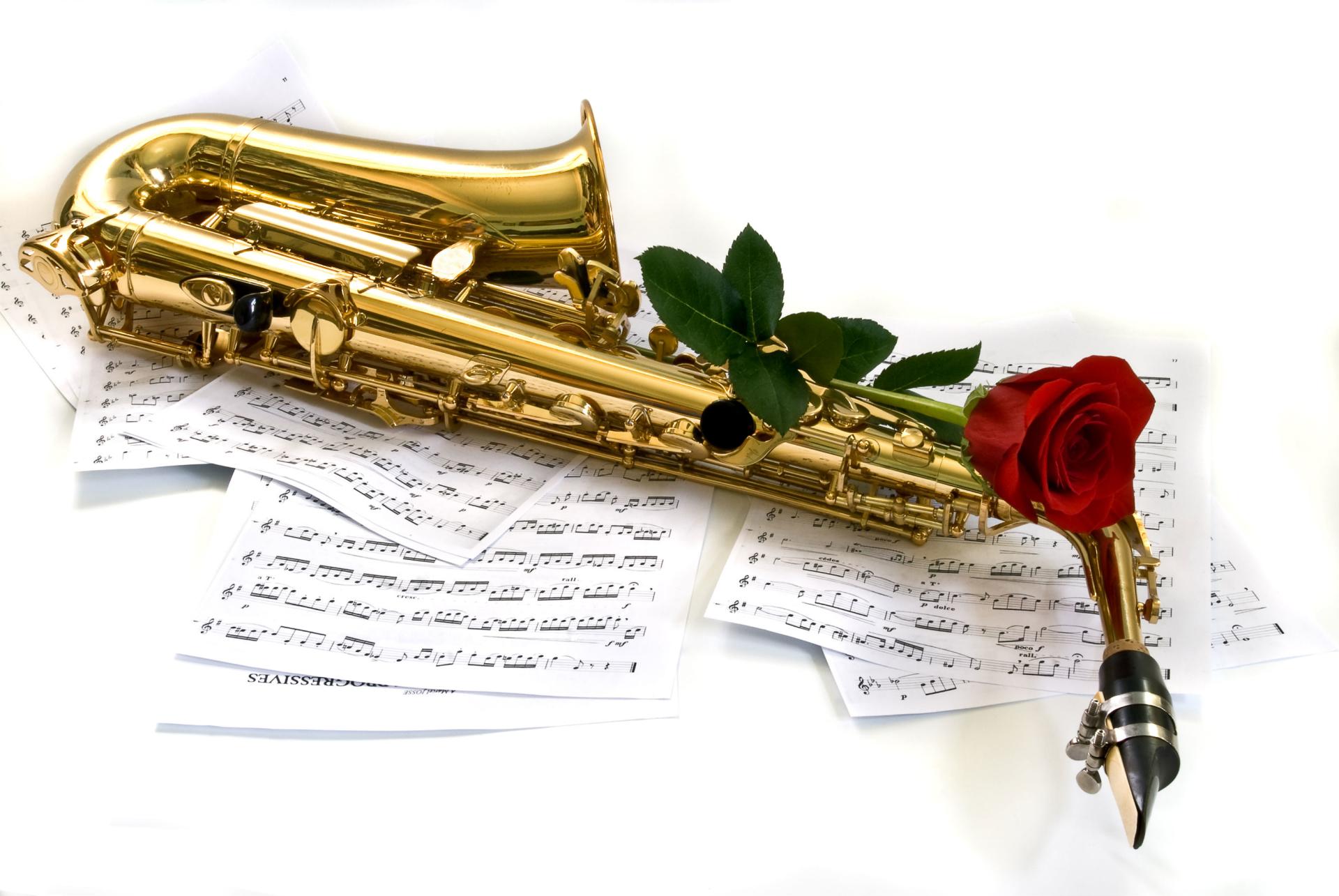 Saxophone at 1152 x 864 size wallpapers HD quality