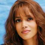 Halle Berry high definition wallpapers