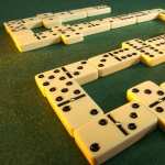 Dominos Game images