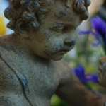 Cherub Statue pic